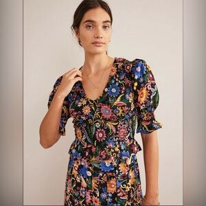 Boden smocked bodice top NWT